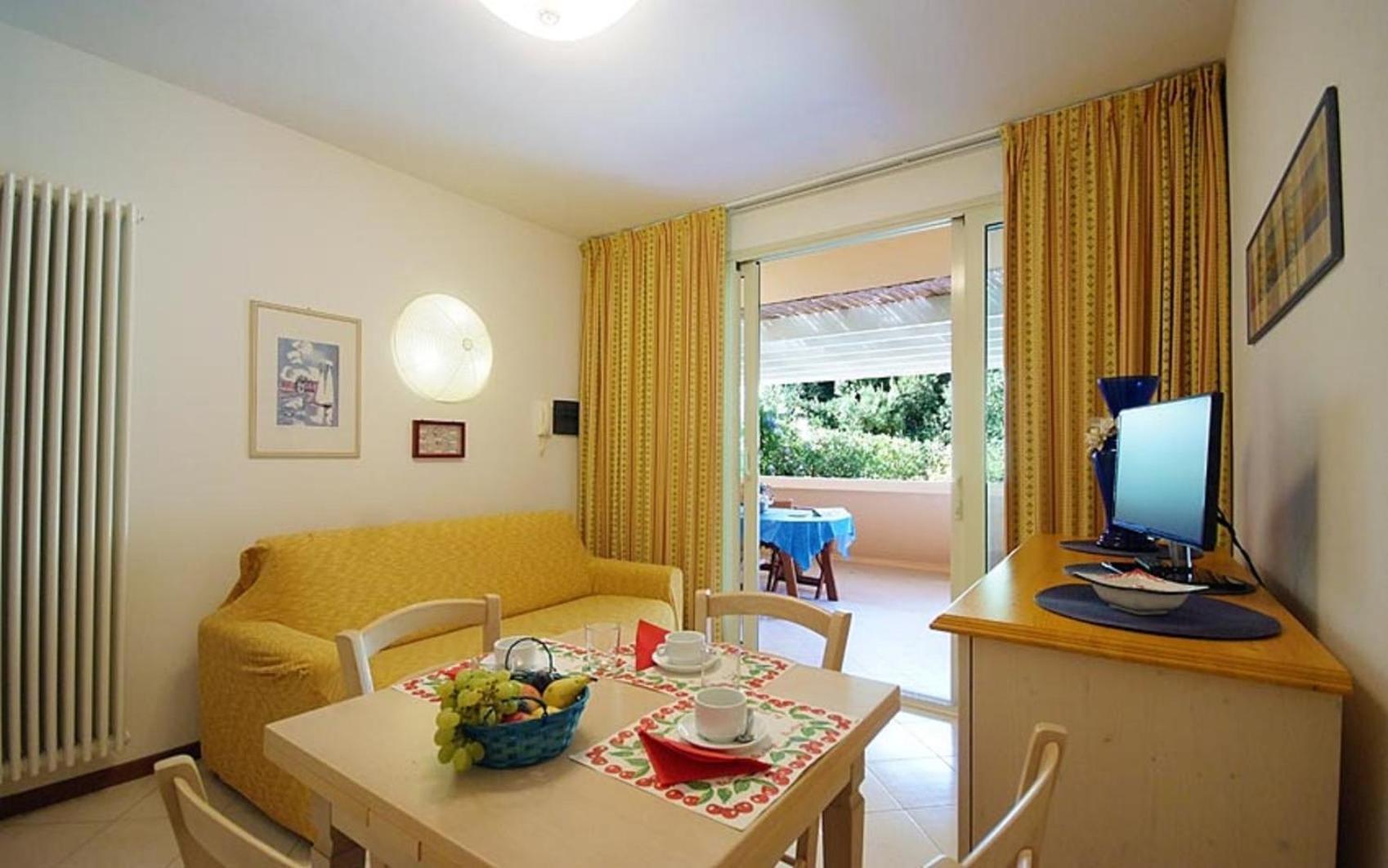 Residence Rex Lo Scoglietto プンタ・アーラ エクステリア 写真